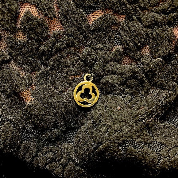 Titika Floral Lace Racerback Tank Top - Picture 4 of 4